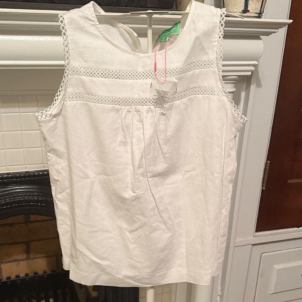 Pappagallo White Eyeket‎ Trim Blouse-NWT . Retail 60
